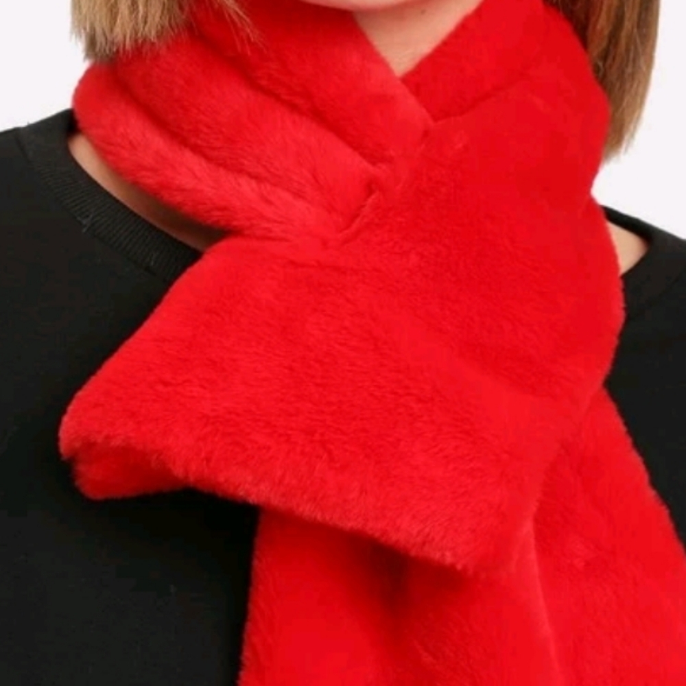 Tippet Scarf